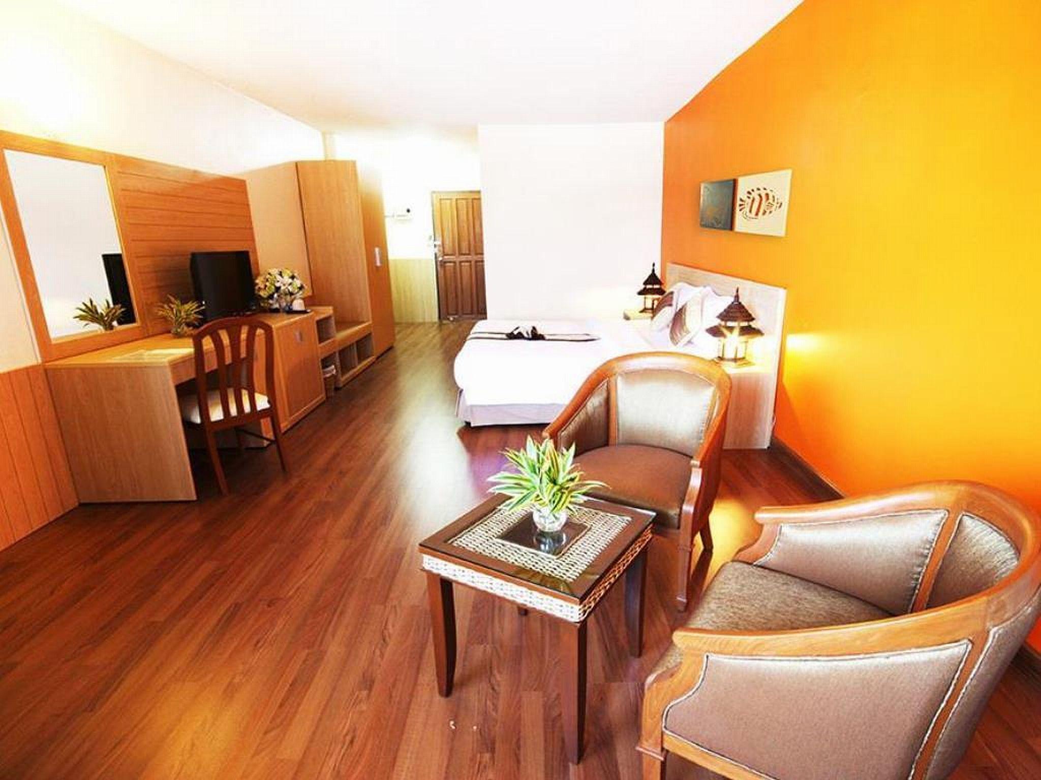Golden Beach Cha-Am Hotel מראה חיצוני תמונה